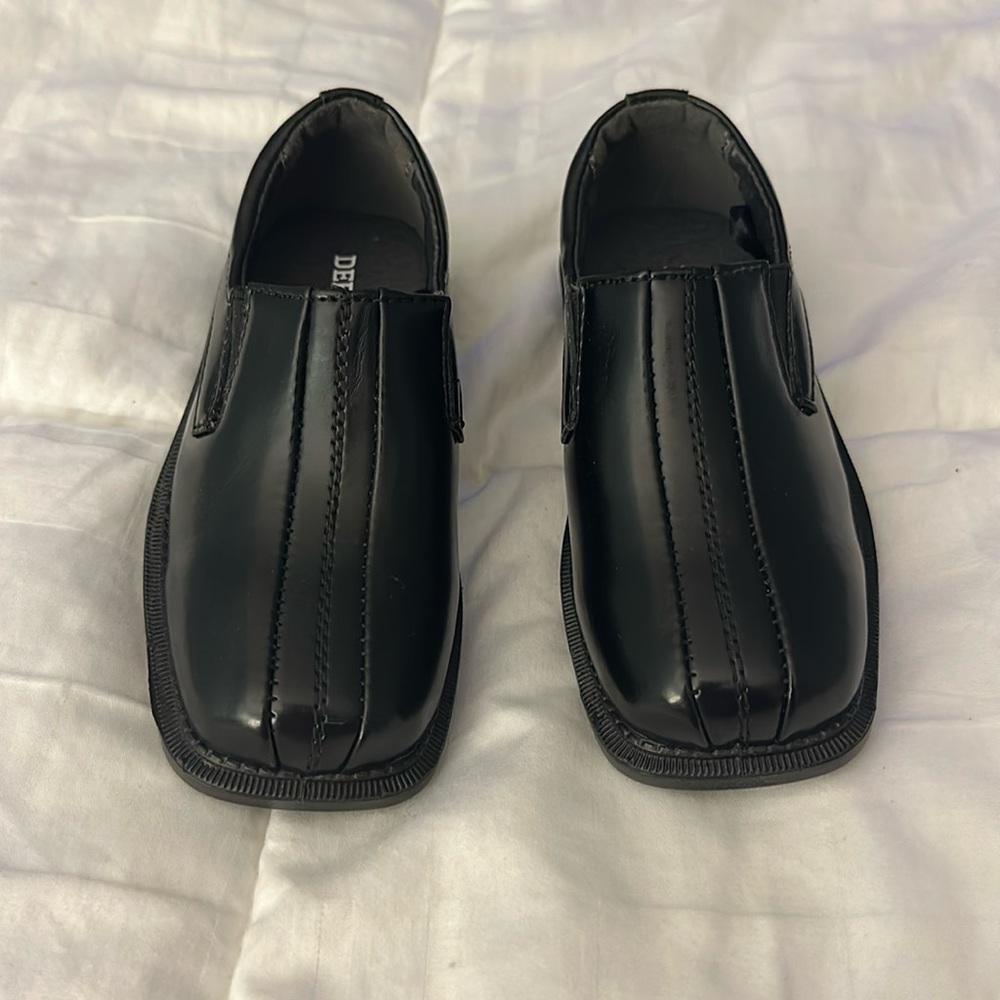 Toddler dress shoes size 9
